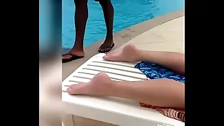 Fio dental bunda Rabuda gostosa safada bikini